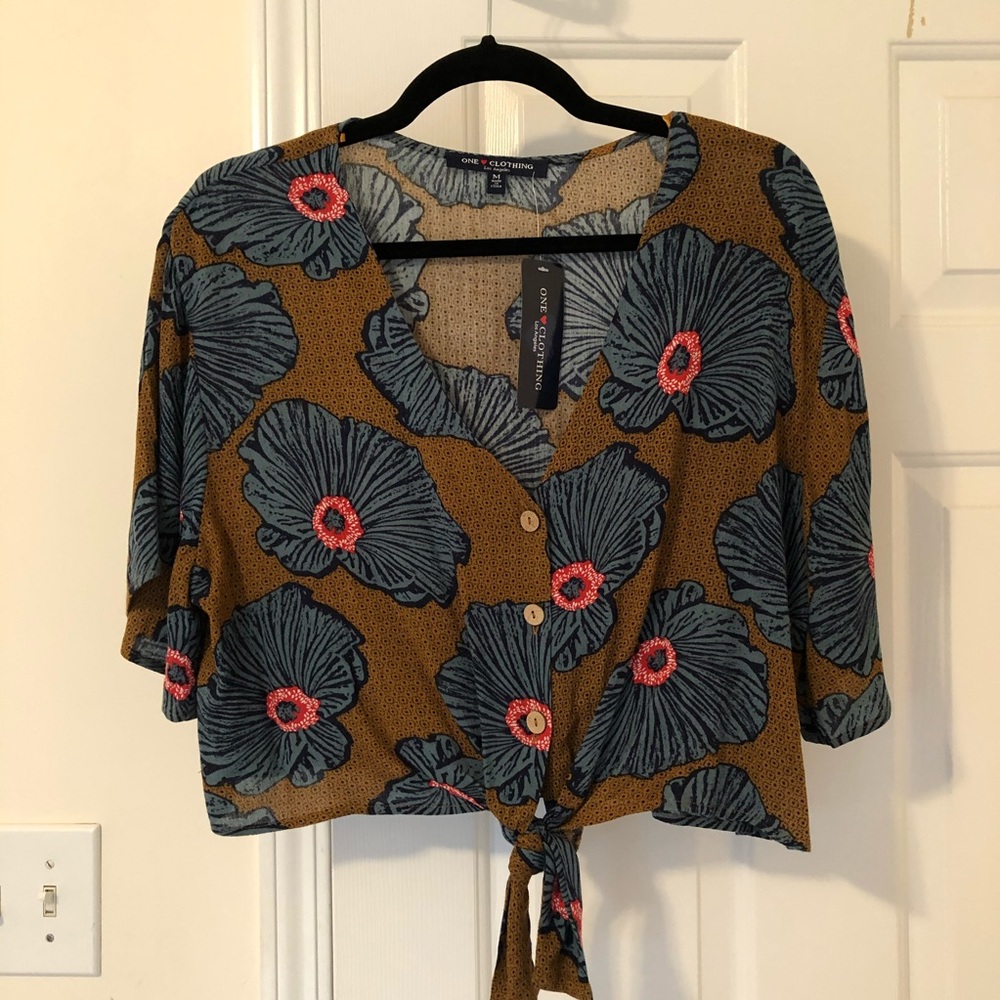 Floral Crop Button-Up Tie-Front Top w/ Bell Sleeve